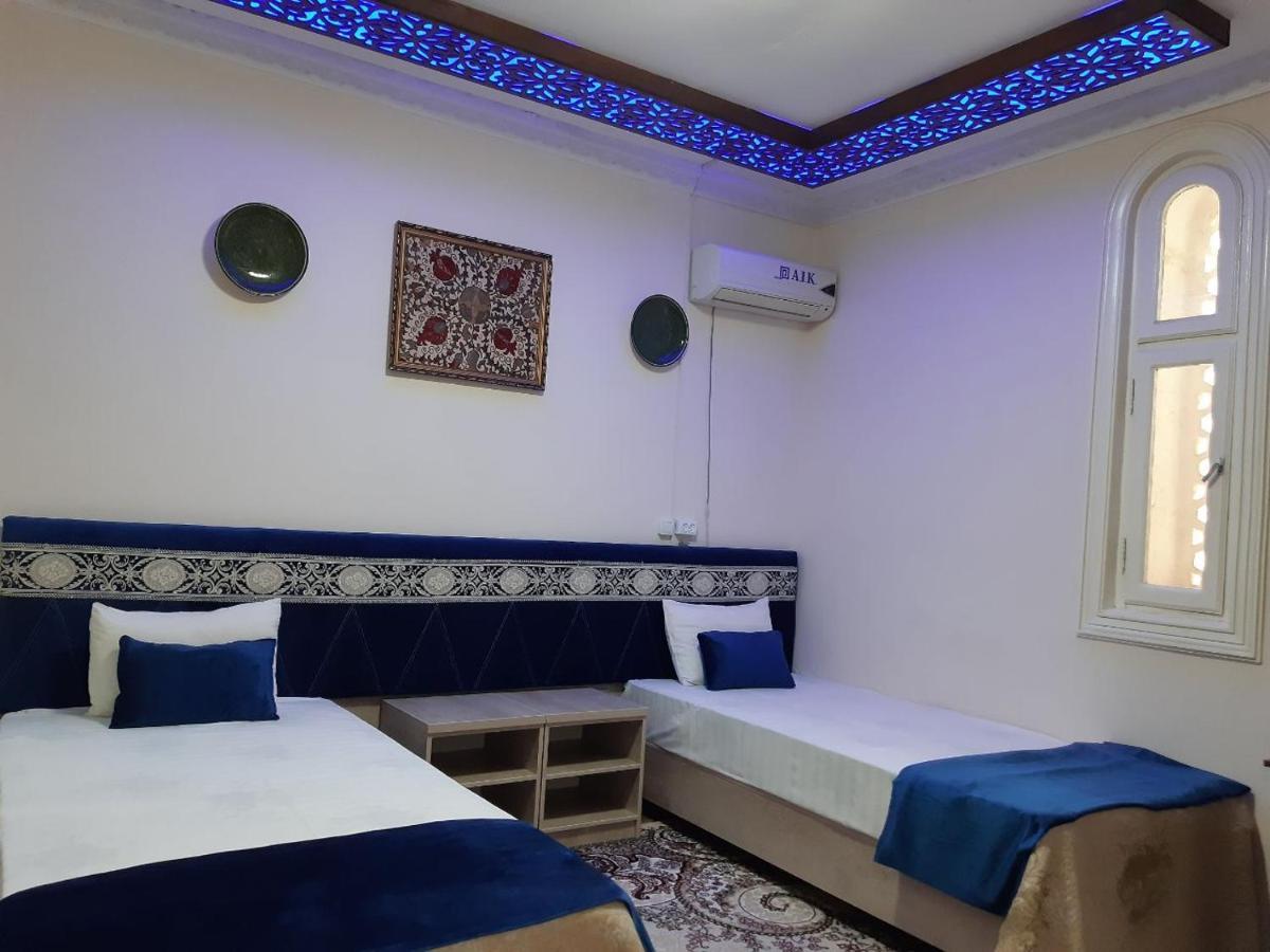 Hotel Rizqiro'Z Boutique Bukhara Exterior photo