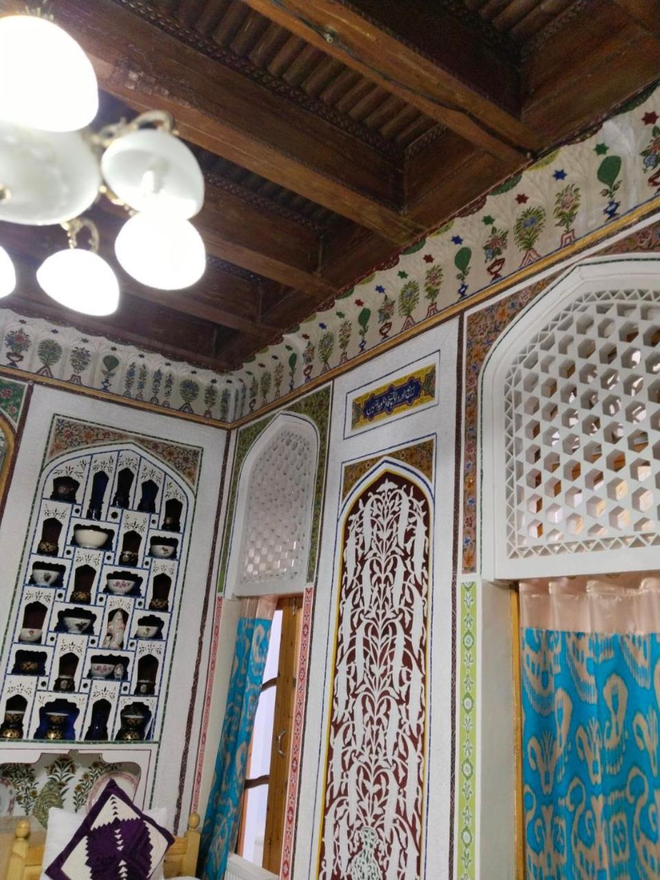 Hotel Rizqiro'Z Boutique Bukhara Exterior photo