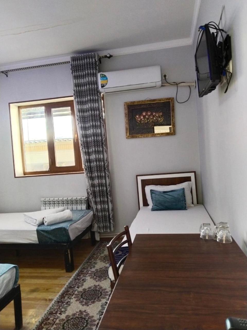 Hotel Rizqiro'Z Boutique Bukhara Exterior photo