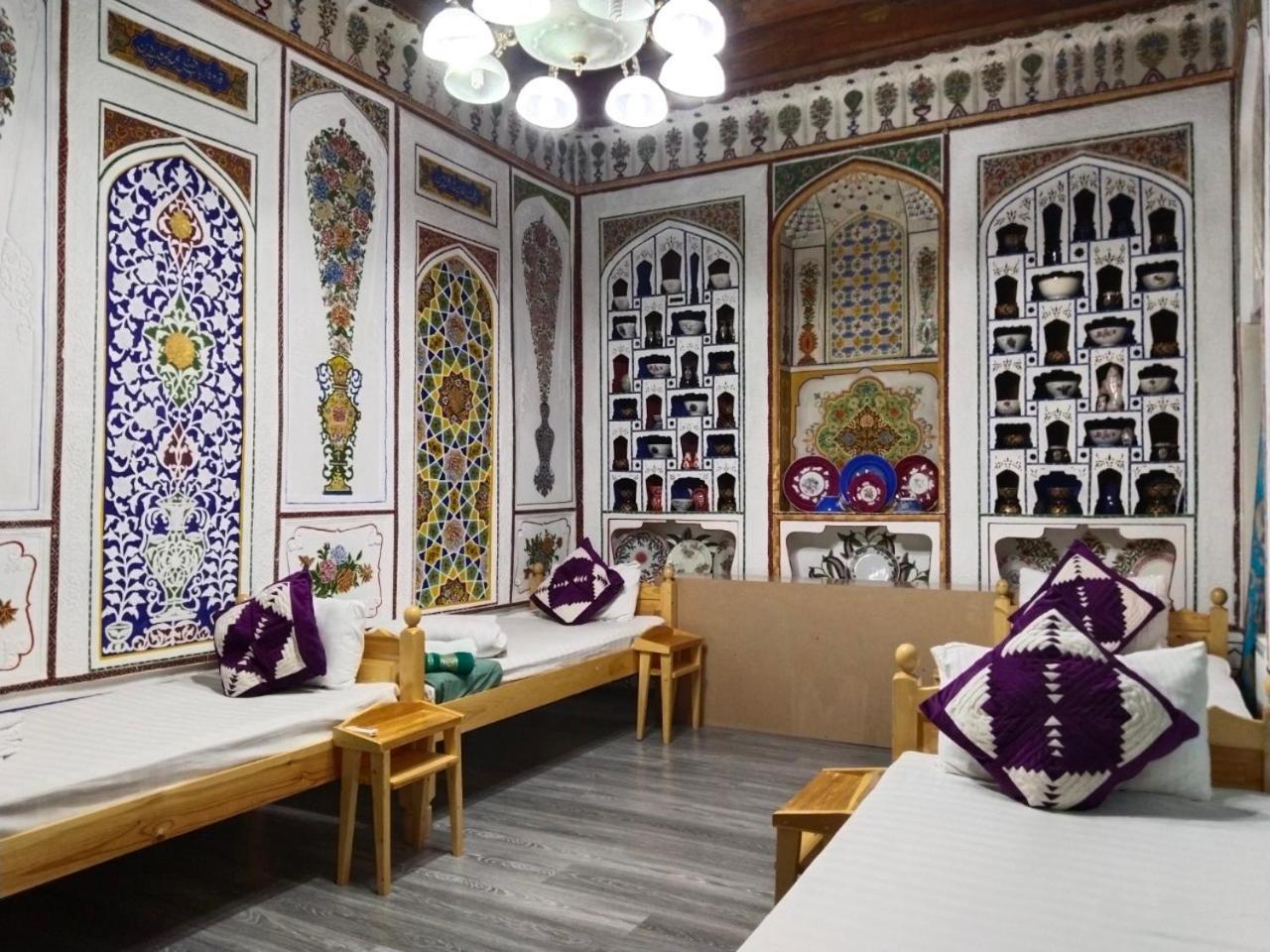 Hotel Rizqiro'Z Boutique Bukhara Exterior photo