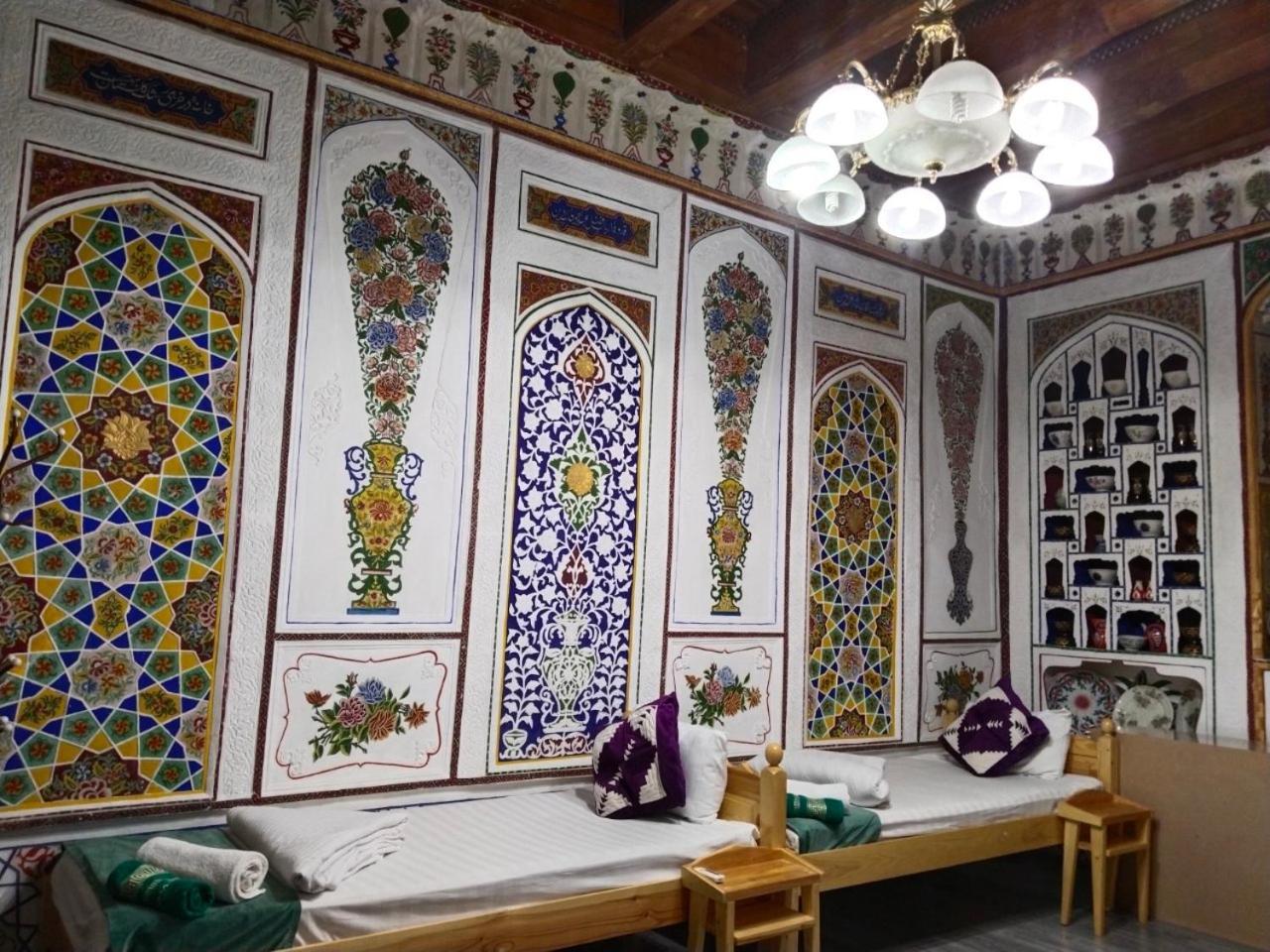 Hotel Rizqiro'Z Boutique Bukhara Exterior photo